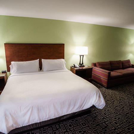 Holiday Inn Express Hickory - Hickory Mart By Ihg Esterno foto