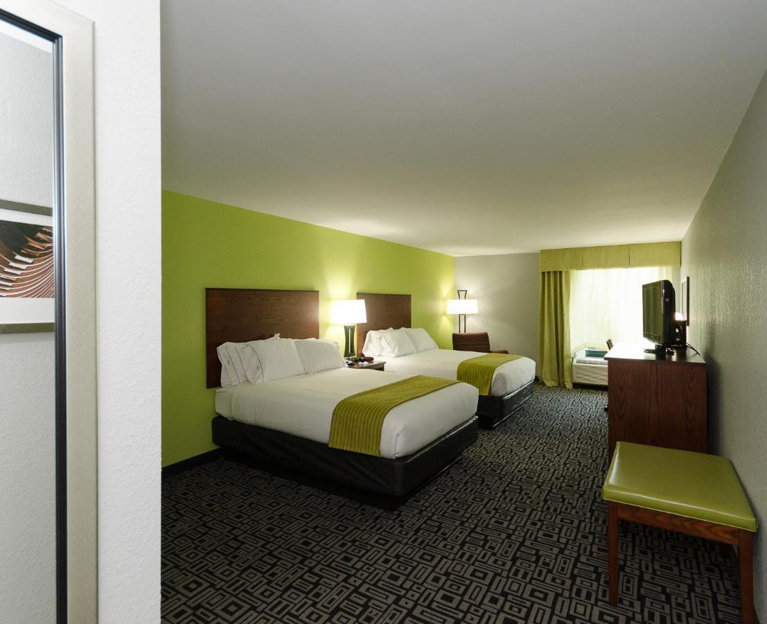 Holiday Inn Express Hickory - Hickory Mart By Ihg Esterno foto