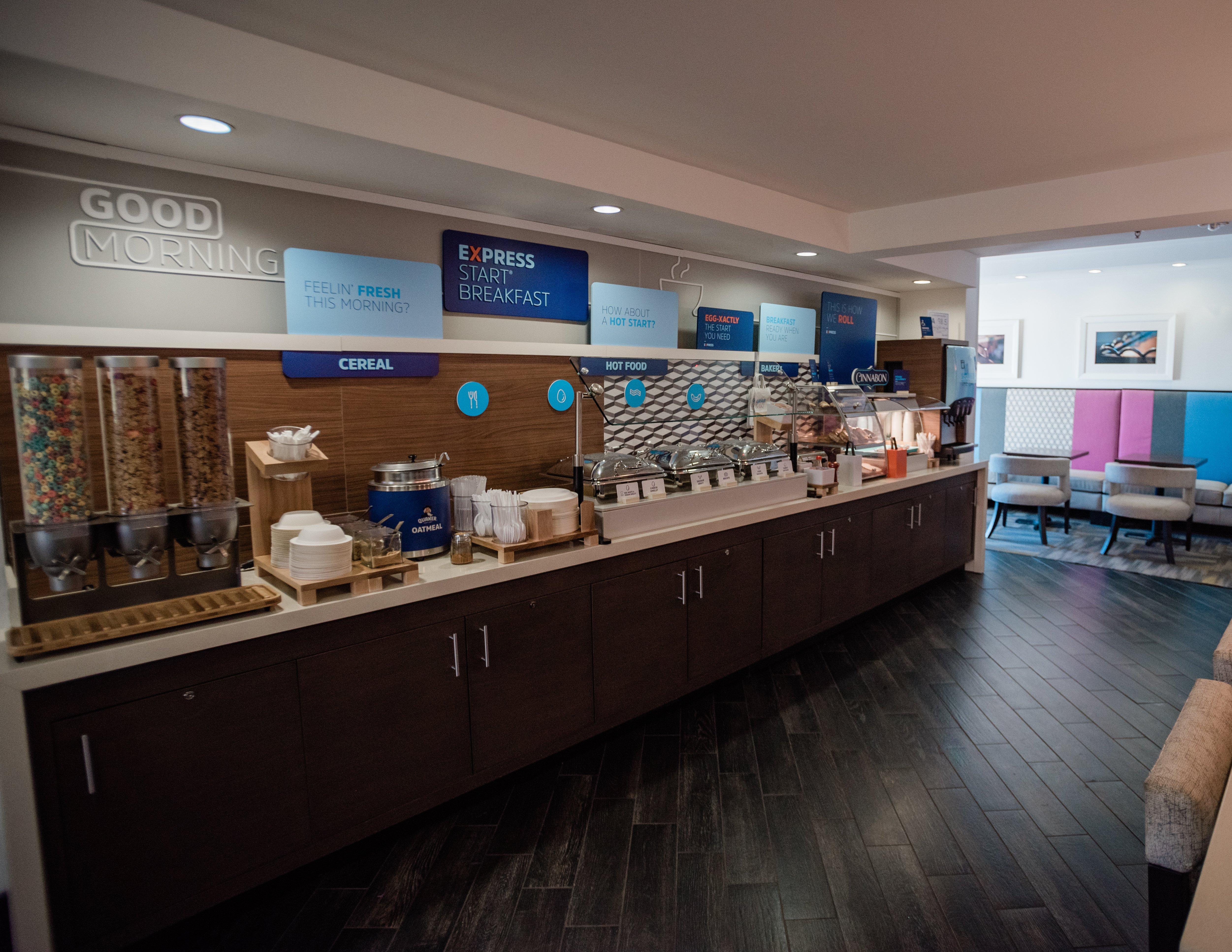 Holiday Inn Express Hickory - Hickory Mart By Ihg Esterno foto
